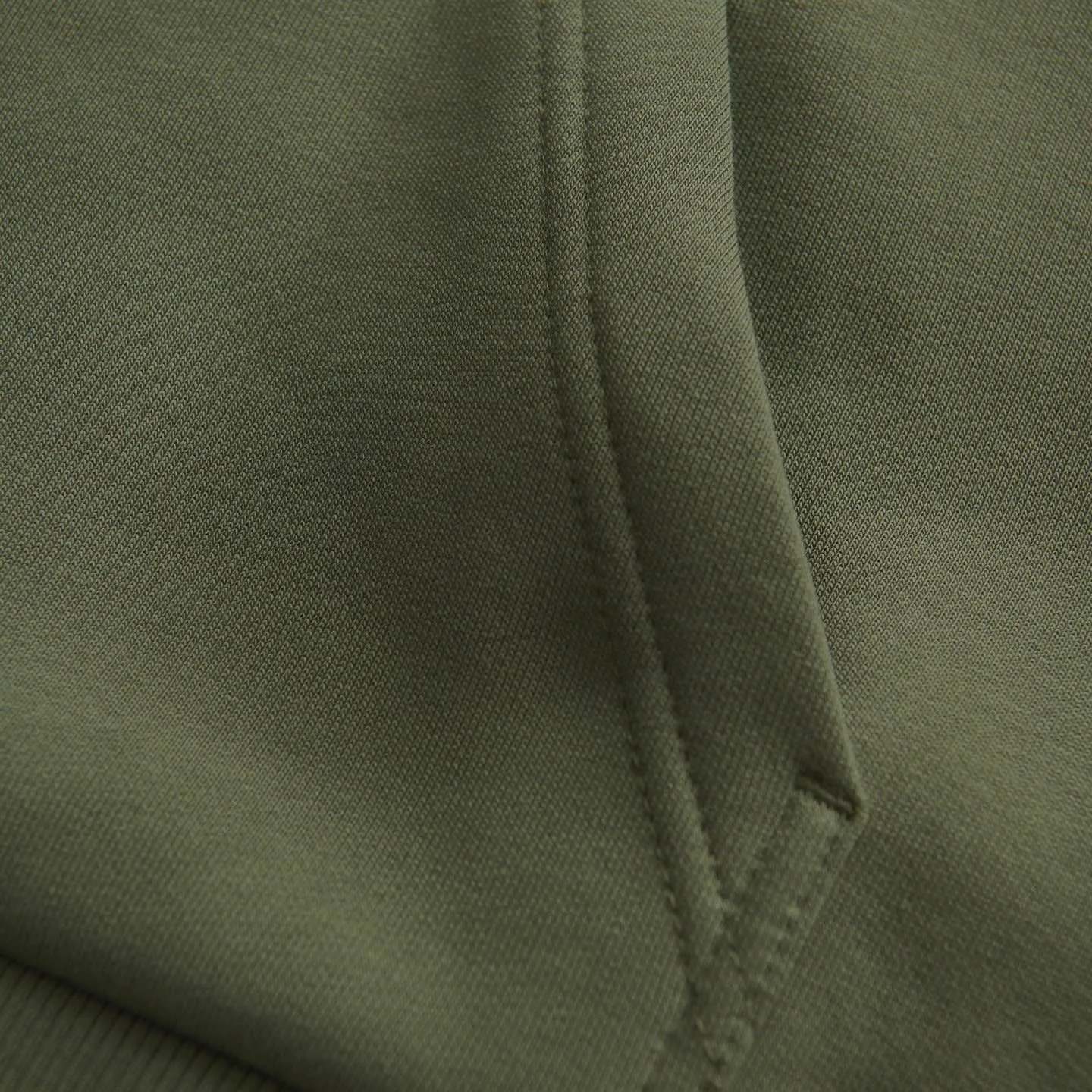 Peak Performance Women&#x27;s Original Hood (Fall 2021) Thrill Green | Buy Peak Performance Women&#x27;s Original Hood (Fall 2021) Thrill Green here | Outnorth