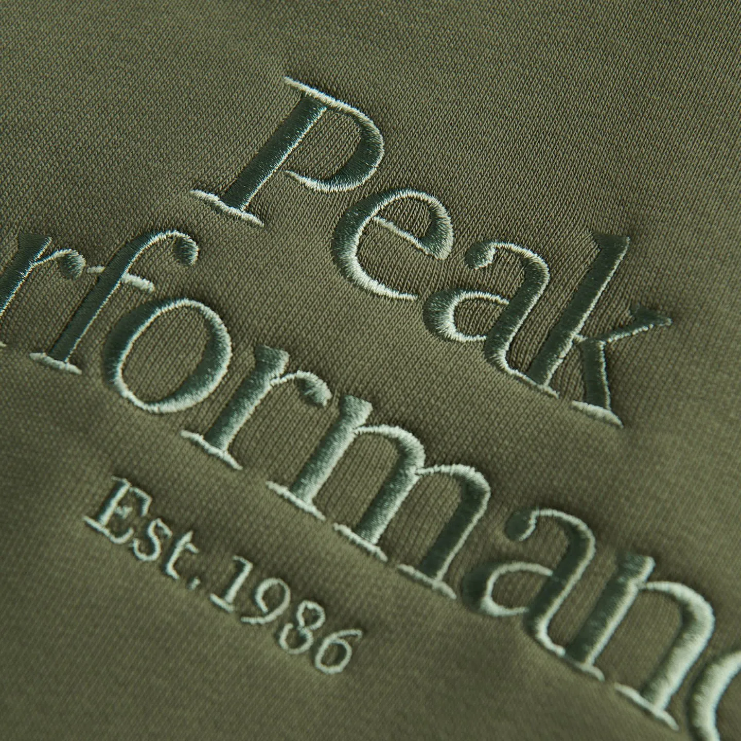 Peak Performance Women&#x27;s Original Hood (Fall 2021) Thrill Green | Buy Peak Performance Women&#x27;s Original Hood (Fall 2021) Thrill Green here | Outnorth