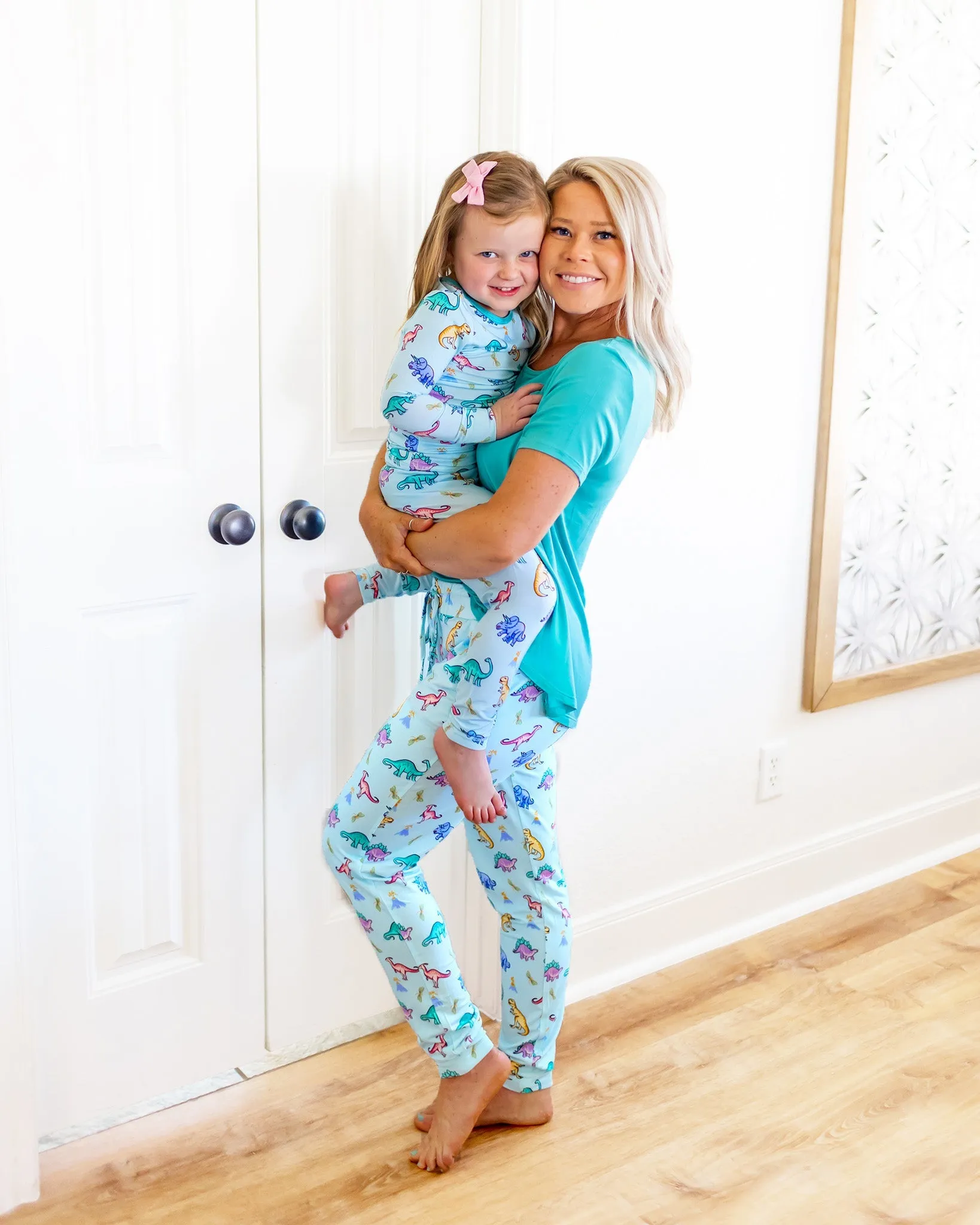 Rawr Your World Dinos & Dragonflies Women's Jogger Style PJ Pants