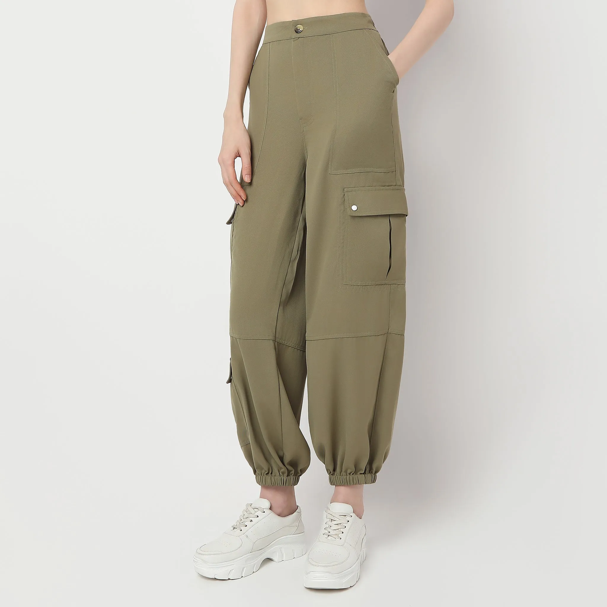 Relaxed Fit Mid Rise Cargos